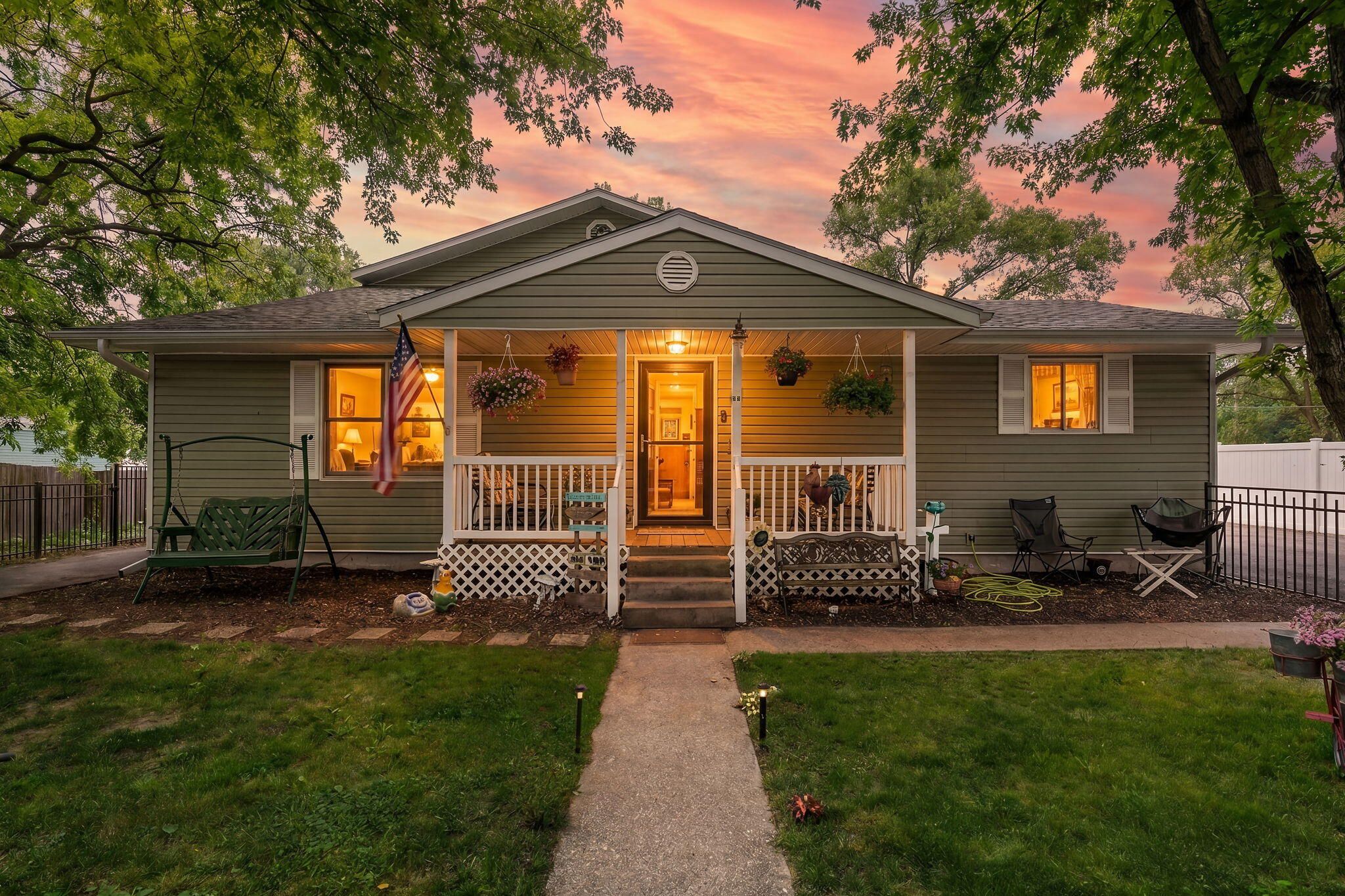 33 E Washington Avenue