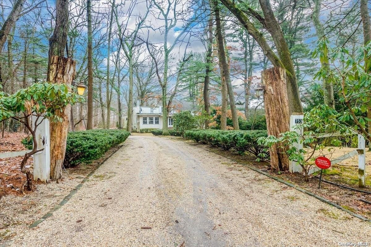 753 Remsens Lane