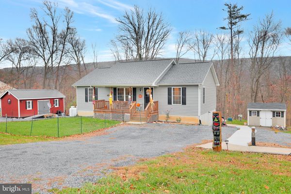 Shenandoah Farms Mountain Lake Front Royal Va Homes For Sale Real Estate Neighborhoods Com