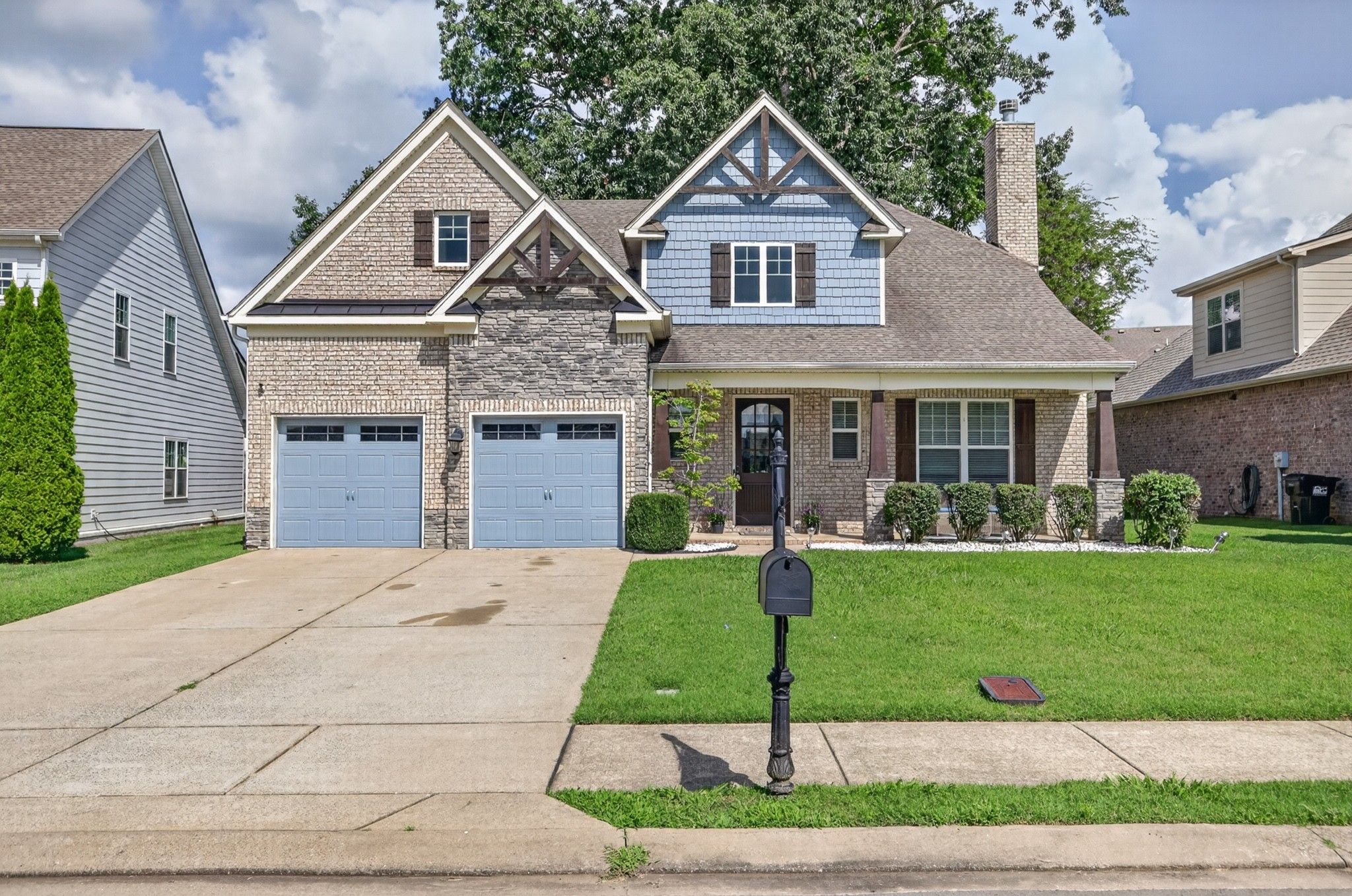 1109 Stockwell Dr