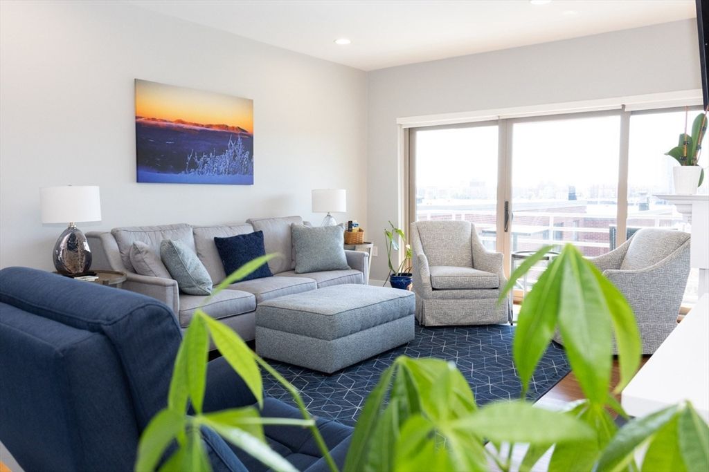 28 Shipway Pl 28