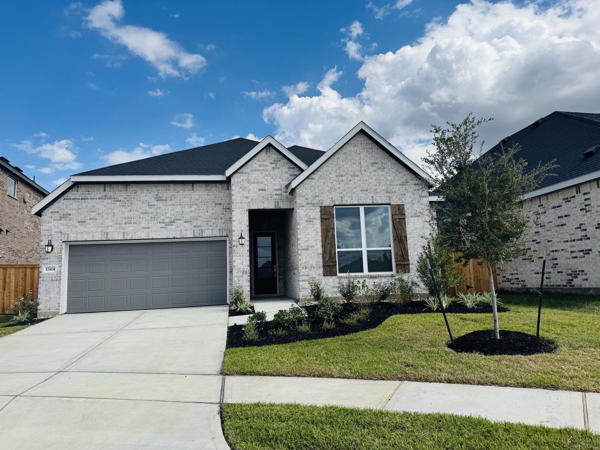 32122 Waterlily View Court