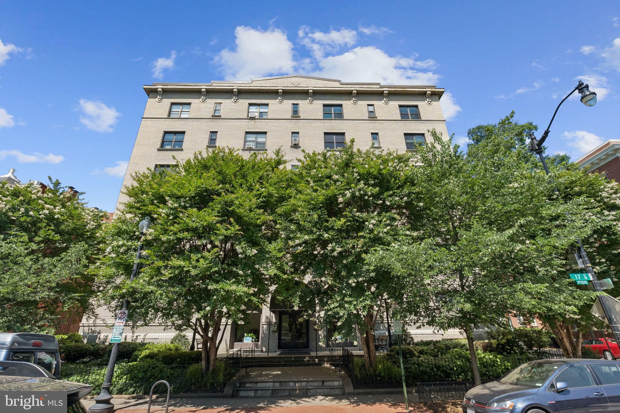 1514 17th Street Nw 114