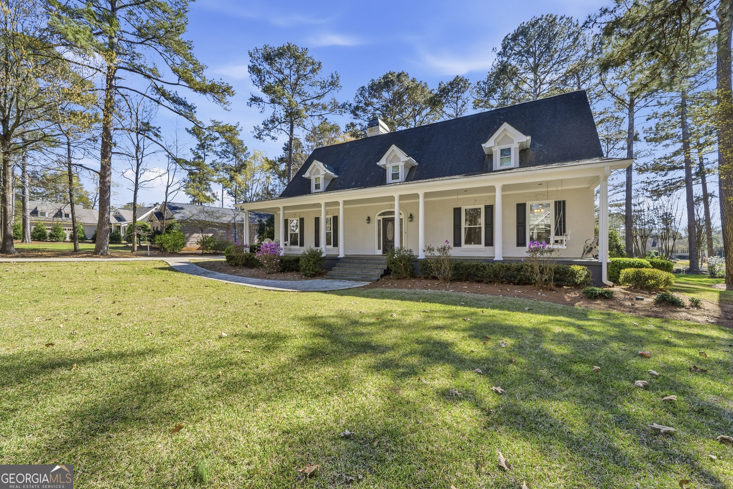 1811 Snug Harbor Drive