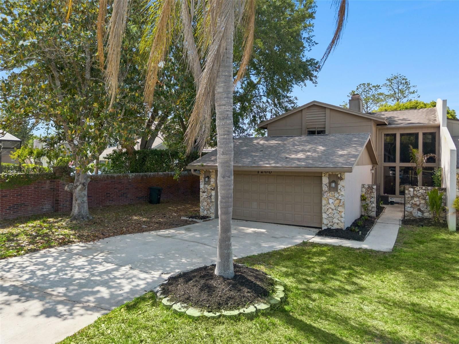 1200 Royal Oak Drive