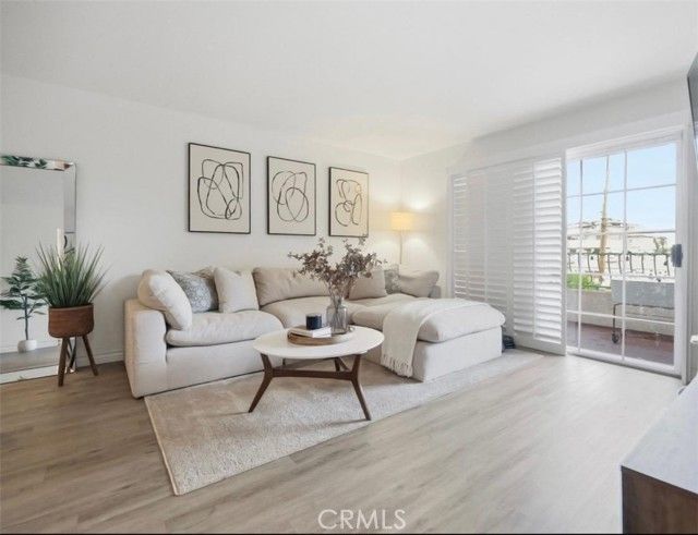 1335 Newport Avenue 202