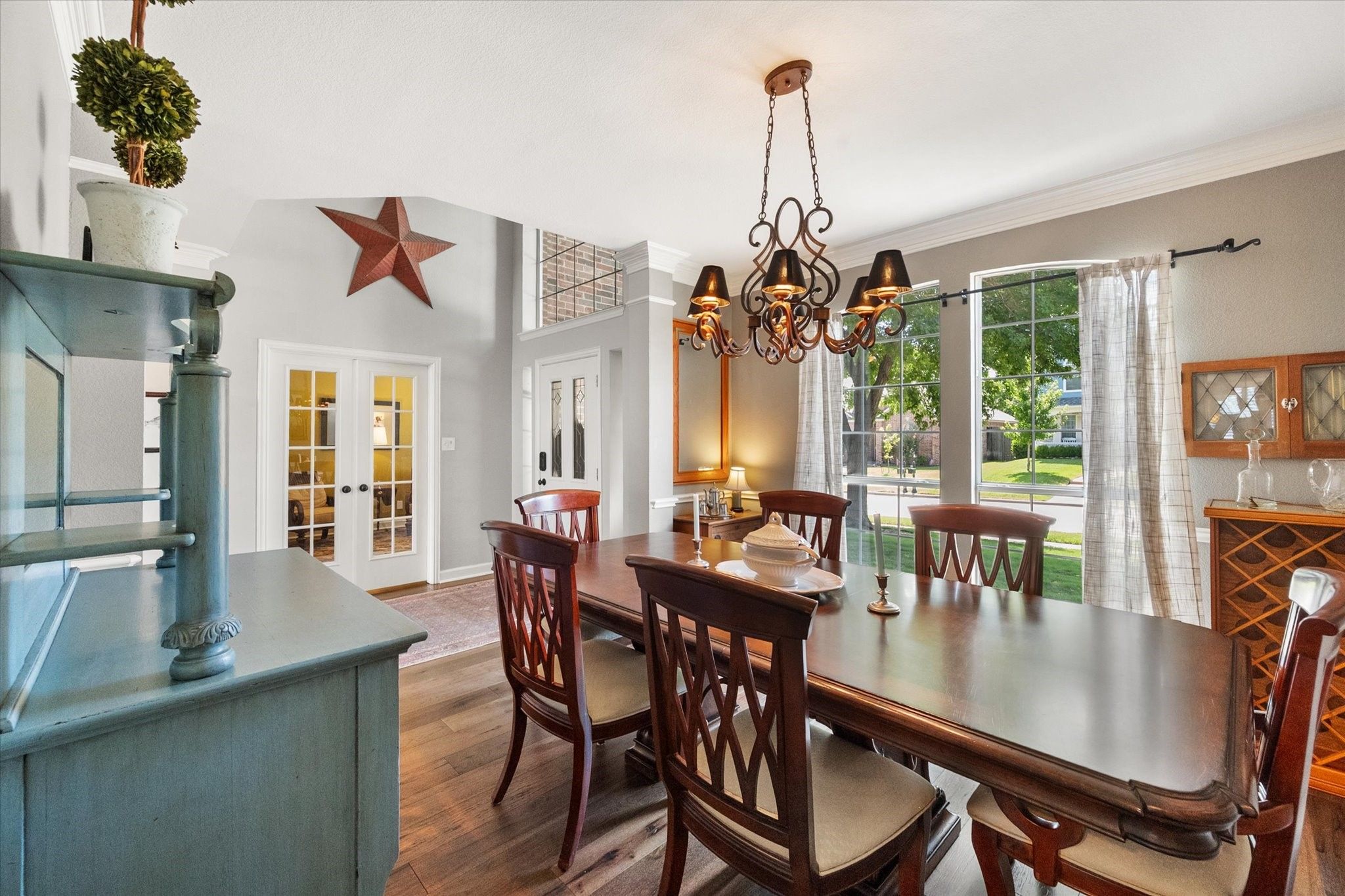 1502 Mallard Circle