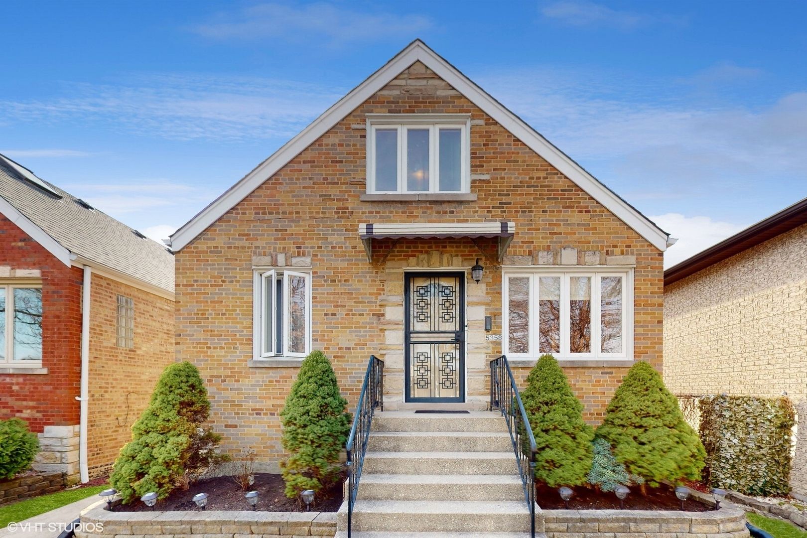 5358 N Mont Clare Avenue