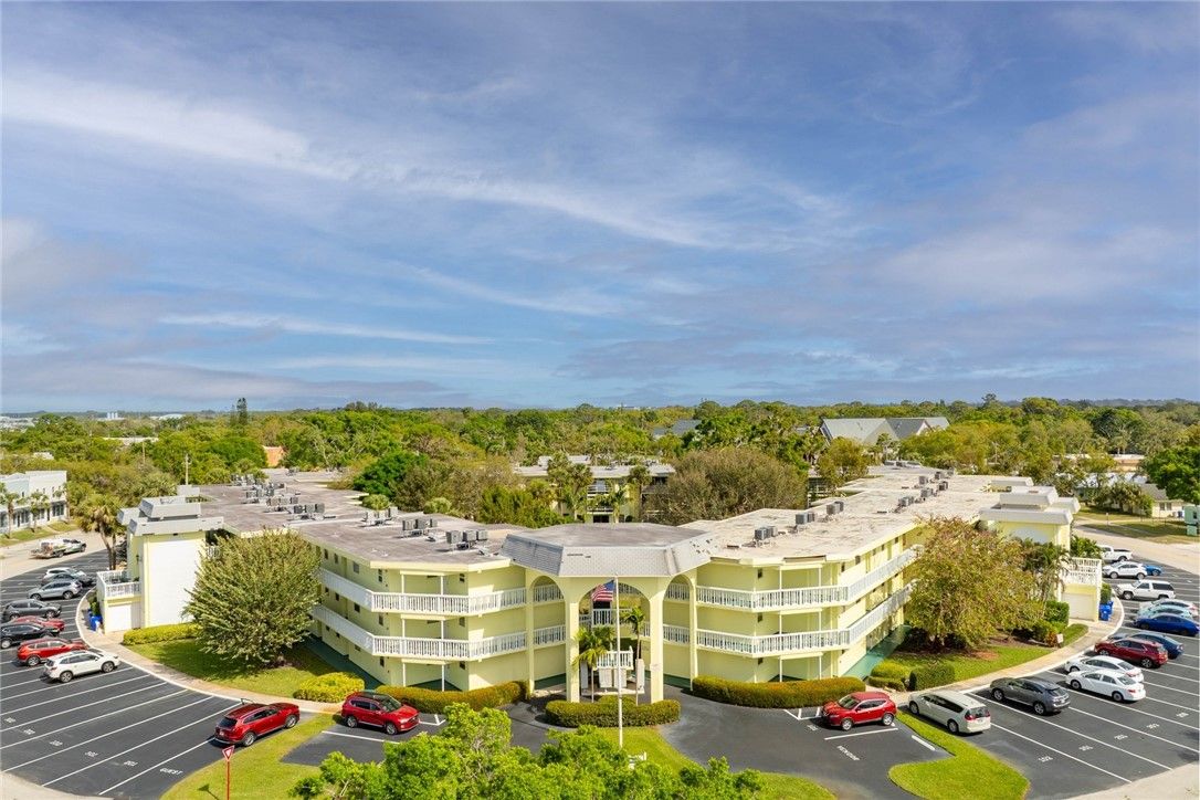 1100 Ponce De Leon Circle N214