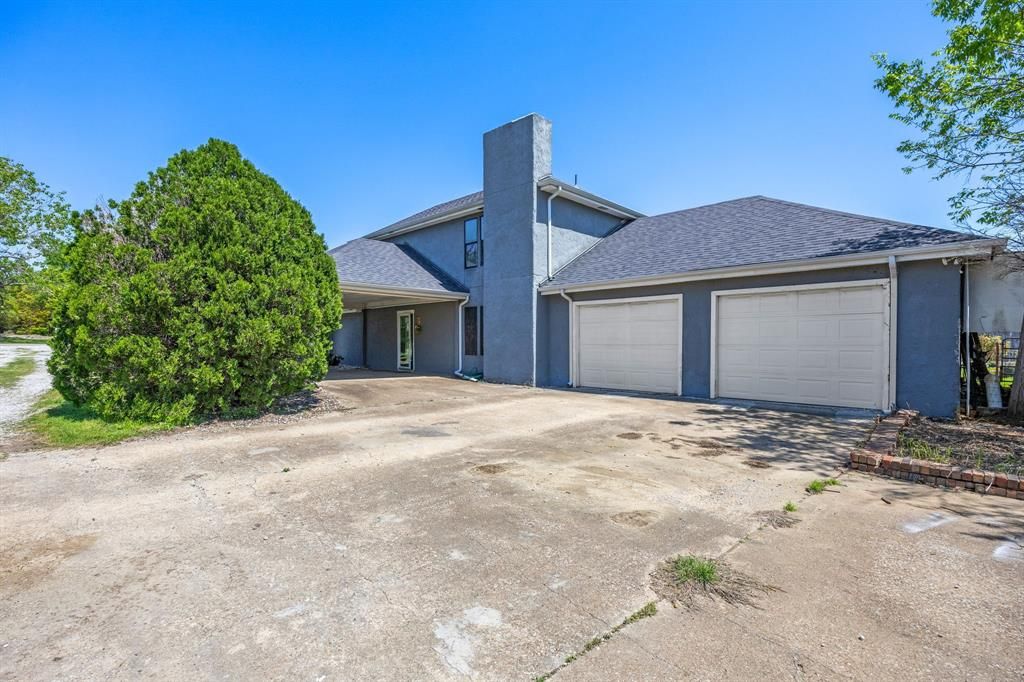 2404 Parker Road