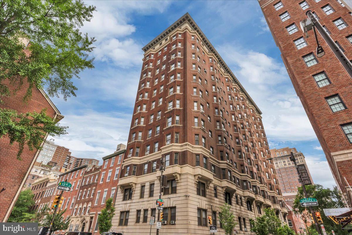 250 S 13th Street 1D