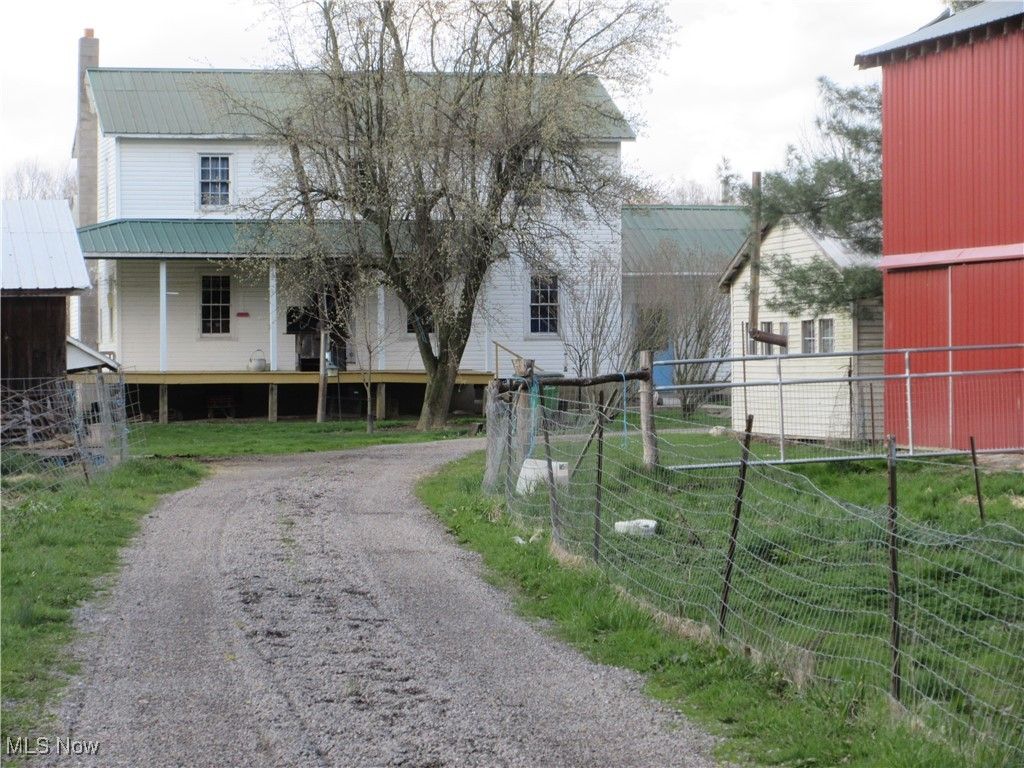 6563 County Line Road