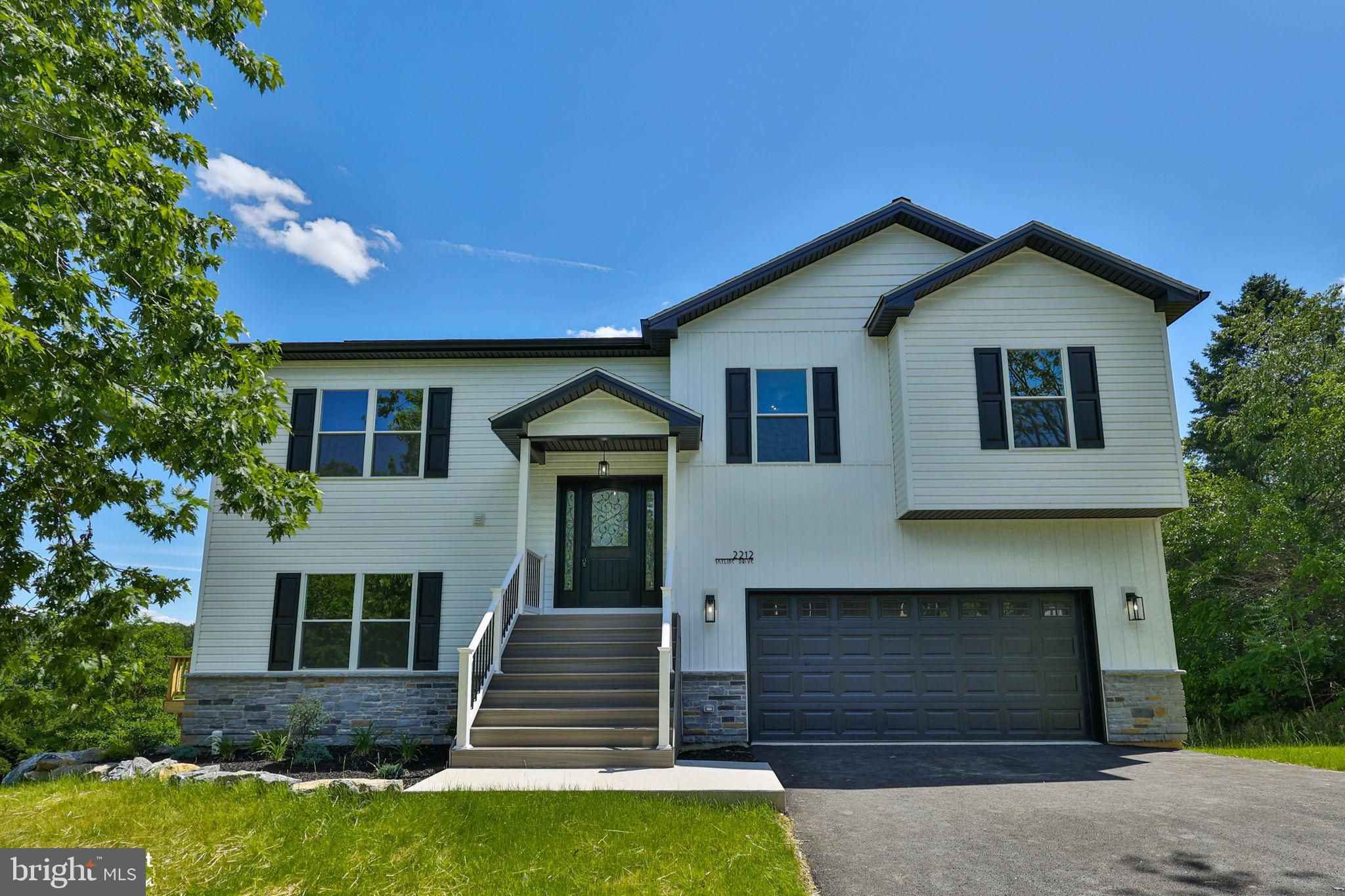 2212 Skyline Drive