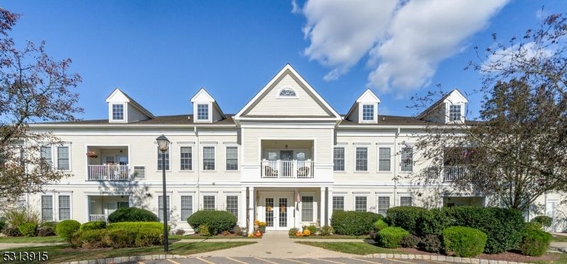 6015 Brookfield Glen Dr 15