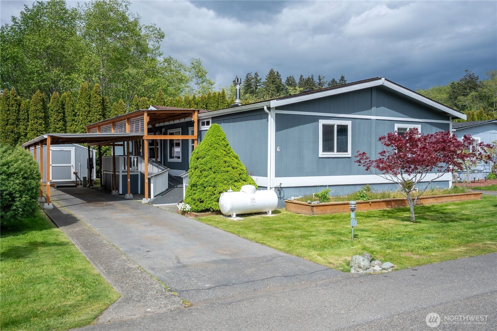 425 Chuckanut Drive N 6