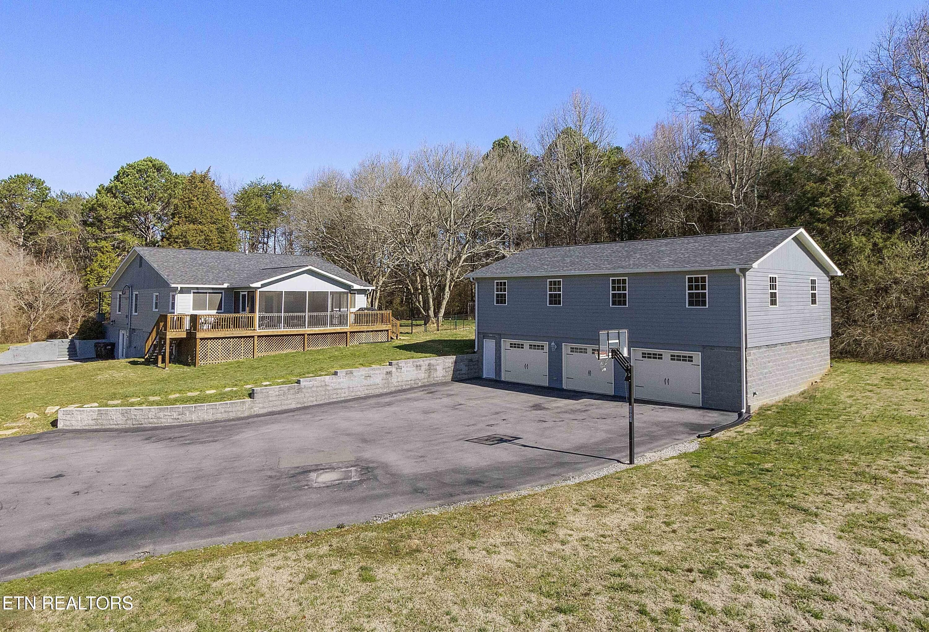 3000 Gray Hendrix Rd
