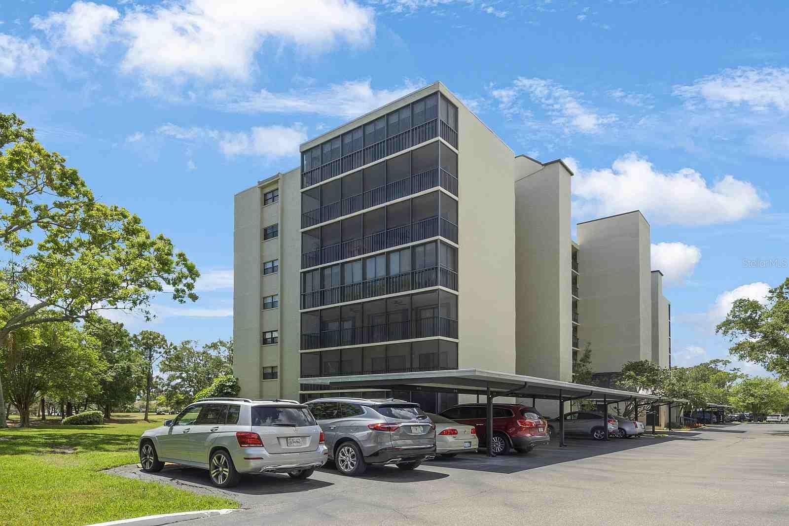 2900 Cove Cay Drive 1B