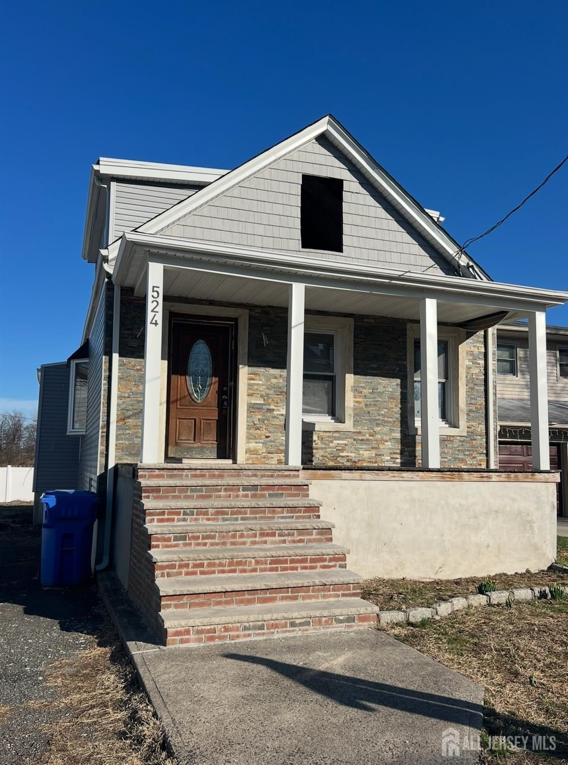 524 Bamford Avenue