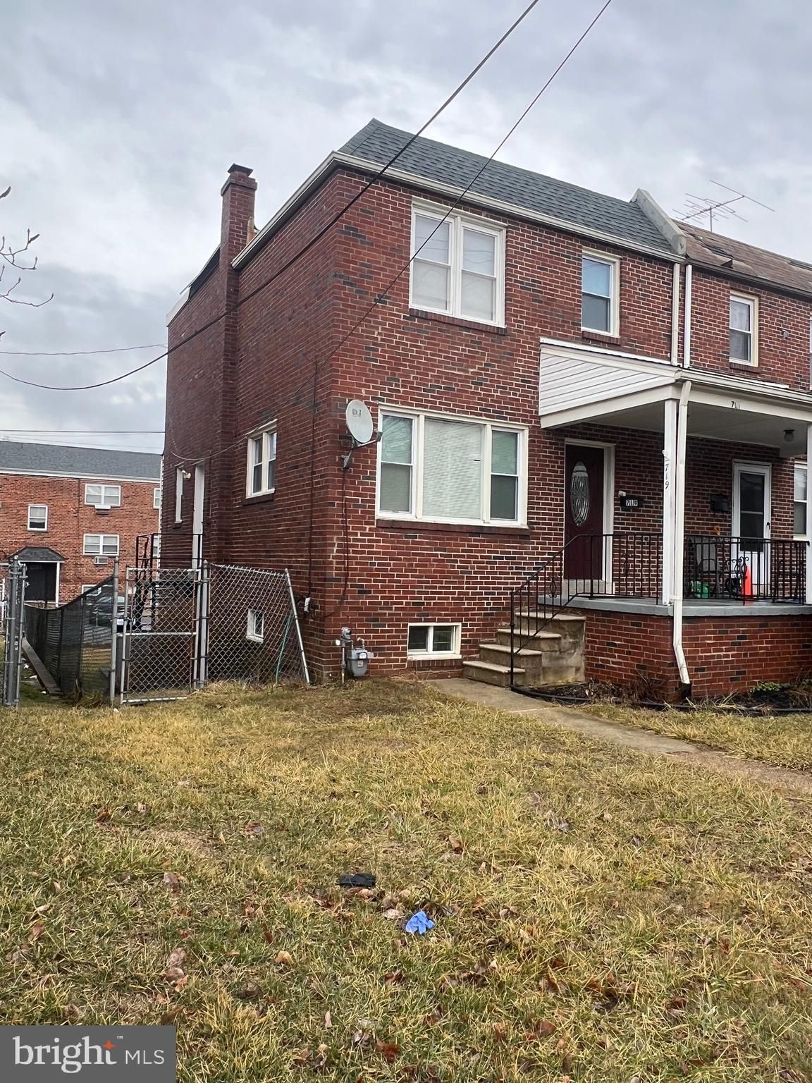719 W 38th Street