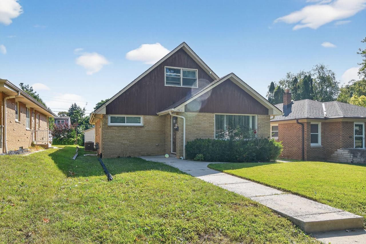 3812 North 79th Street