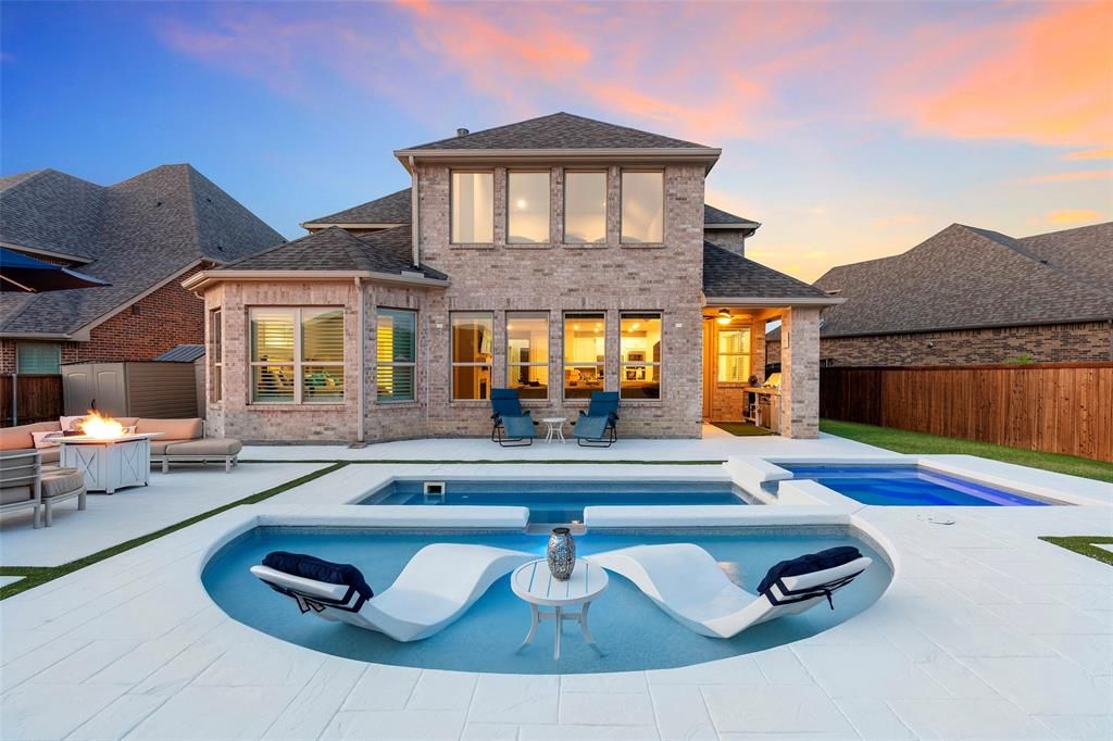 5841 Willow Lane
