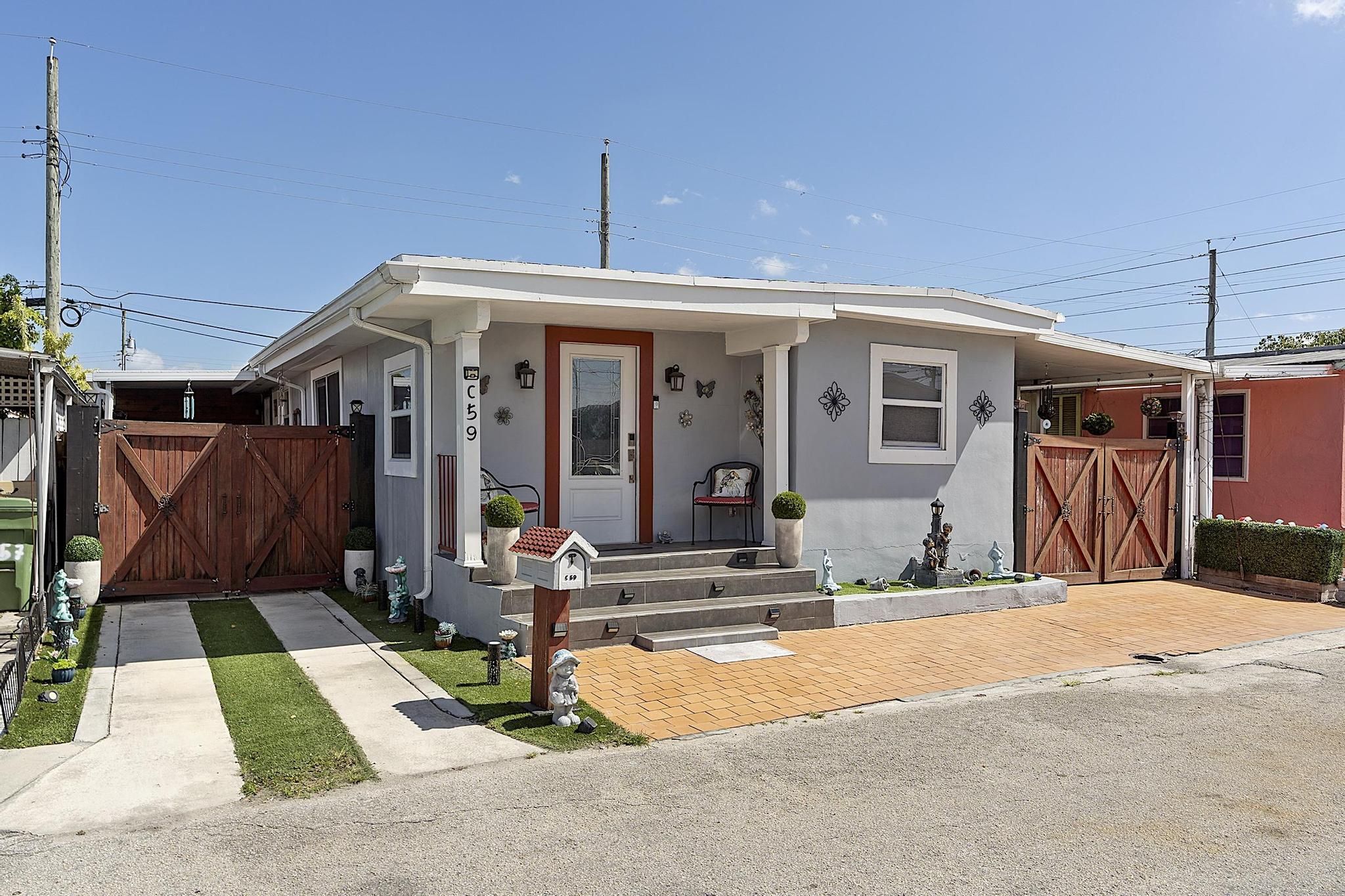 3205 W 16th Avenue