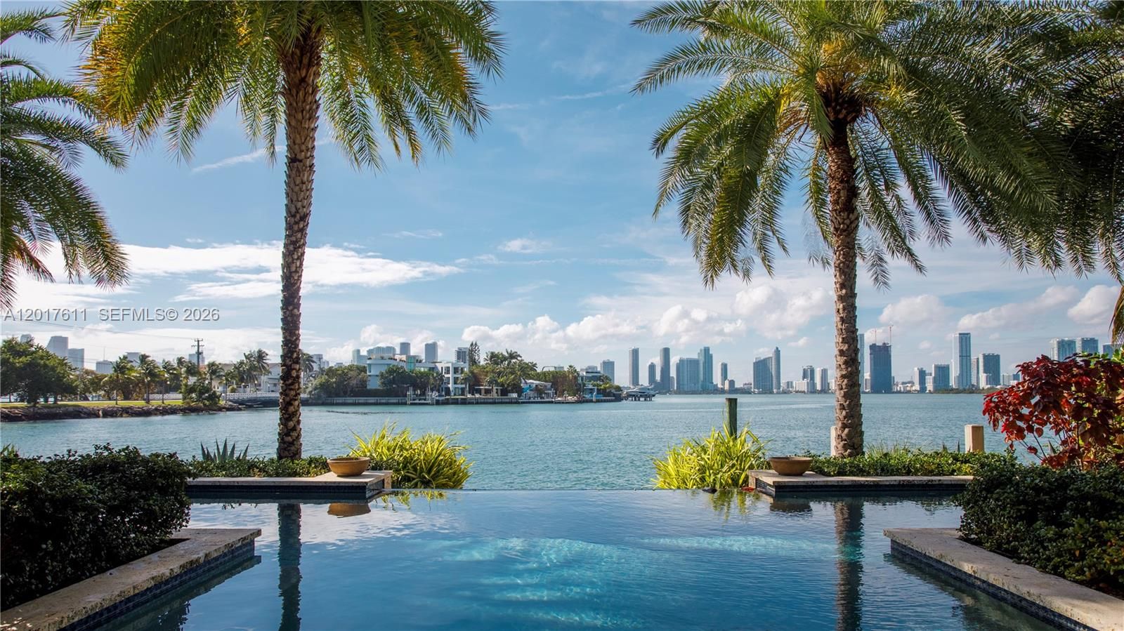 250 W San Marino Drive