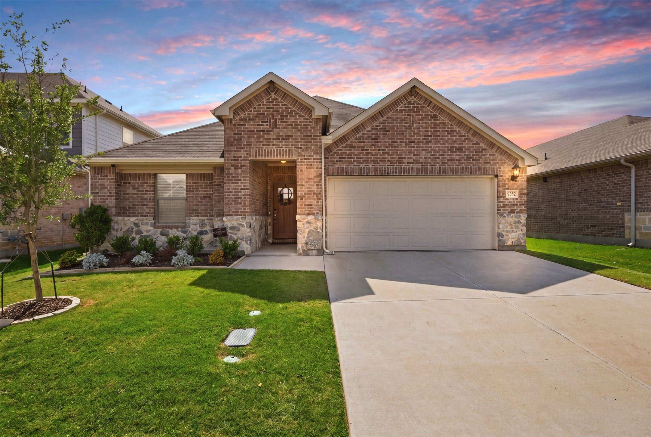 9352 Lone Maverick Drive