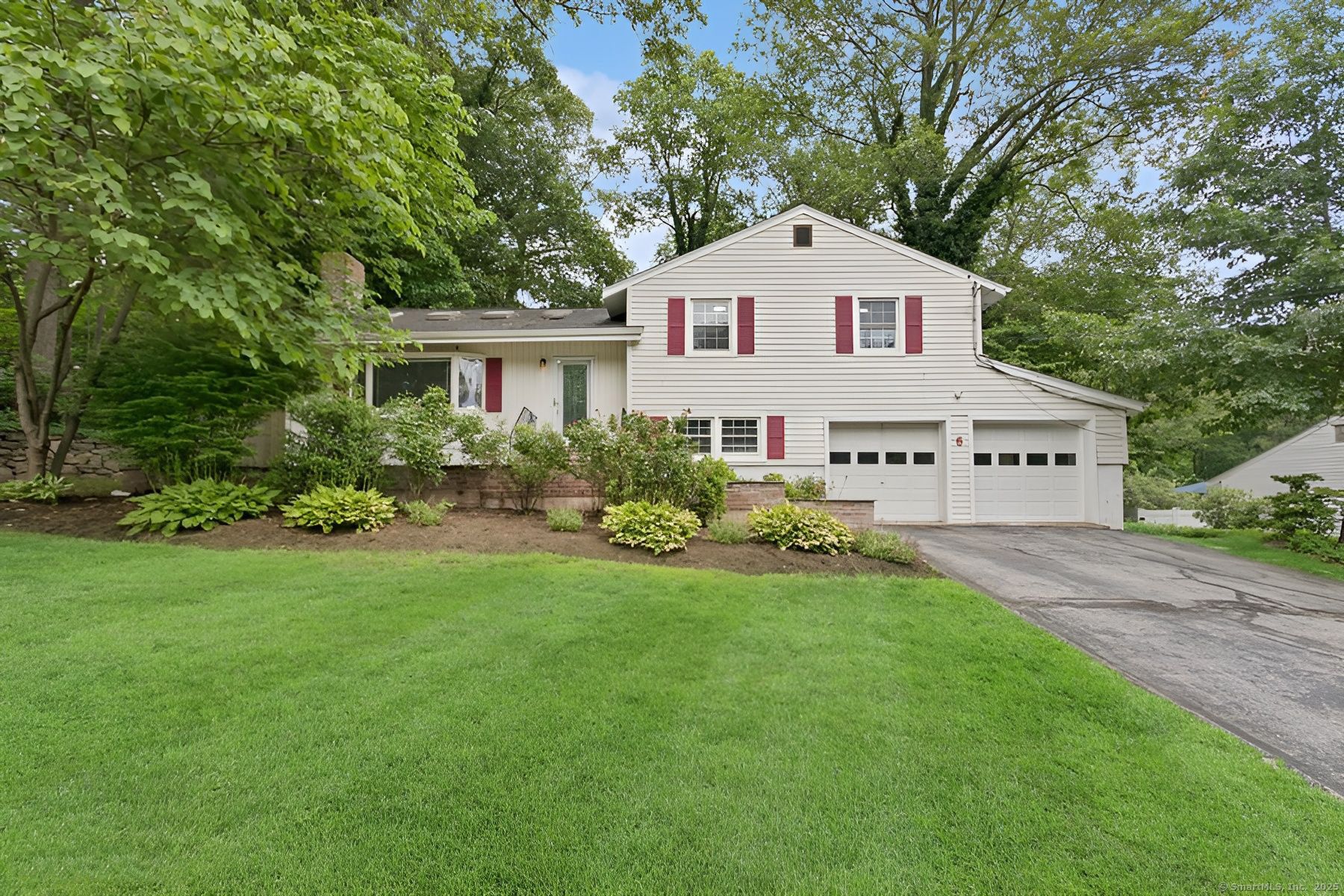6 Kingsbury Road