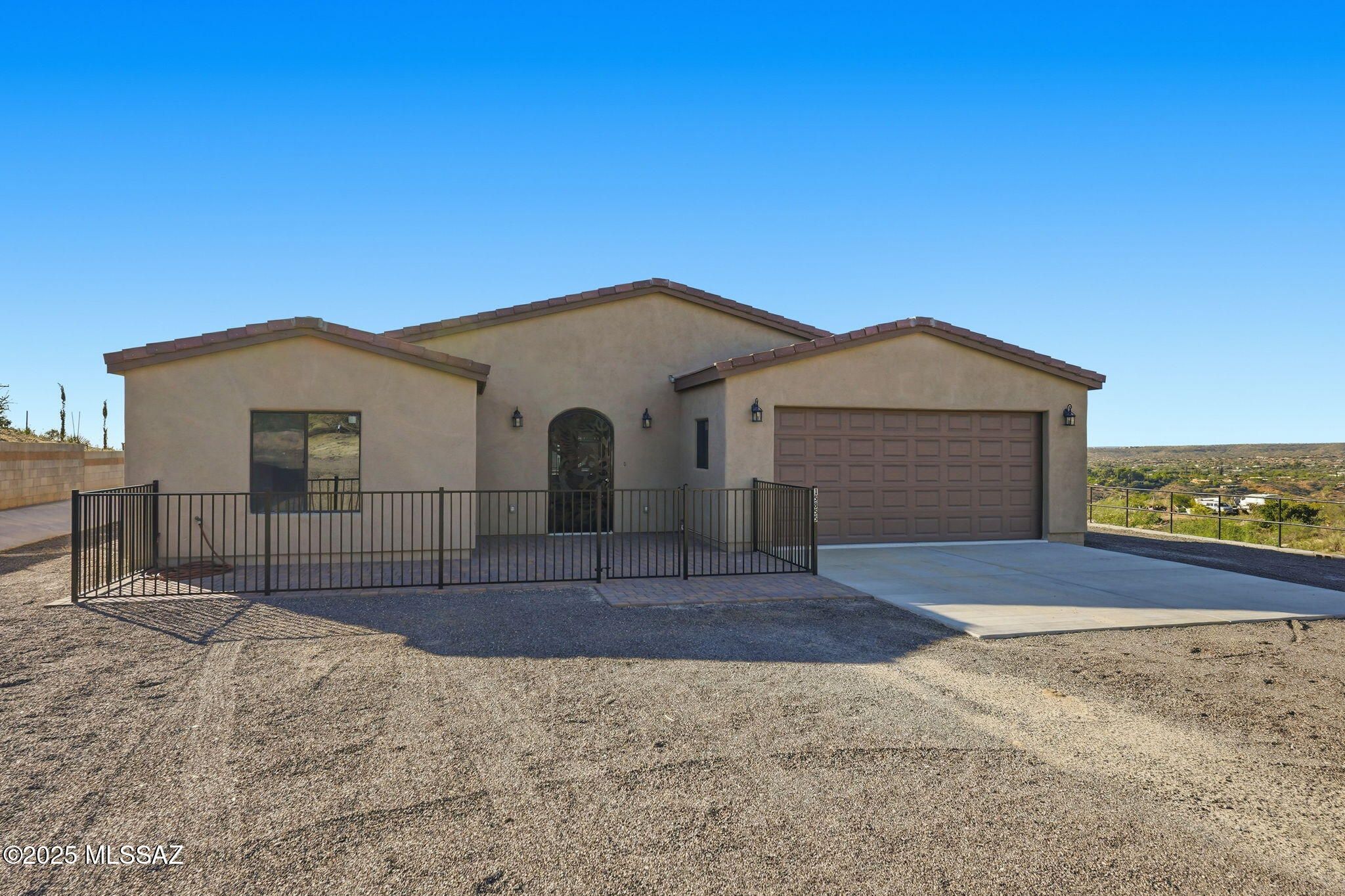15855 N Equestrian Trail