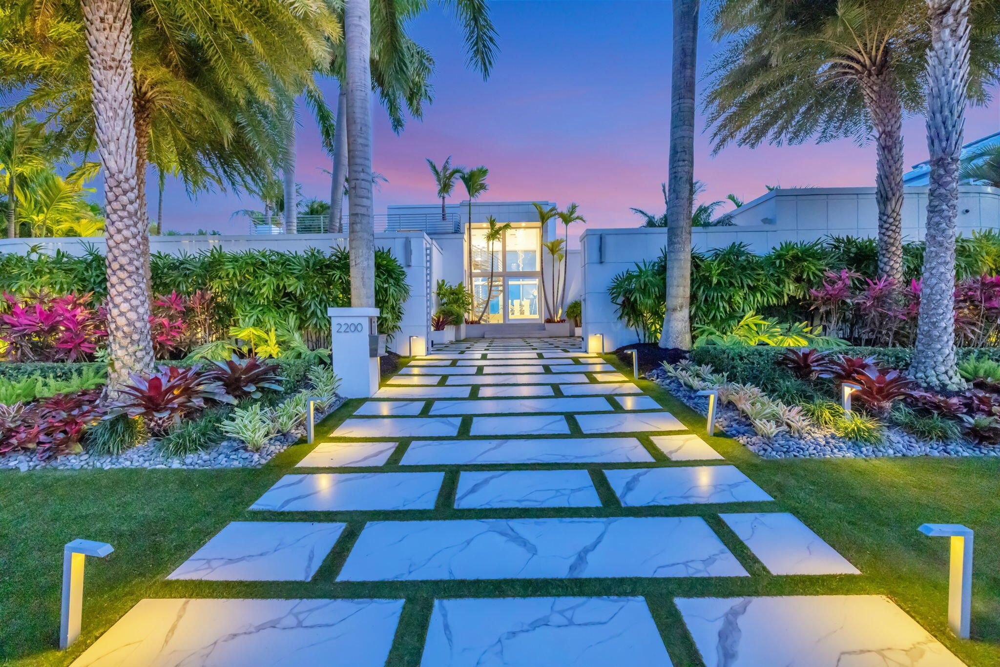 2200 Inlet Drive
