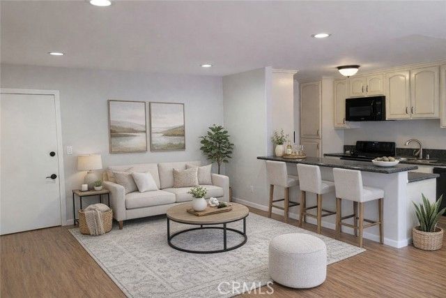 5403 Newcastle Avenue 12