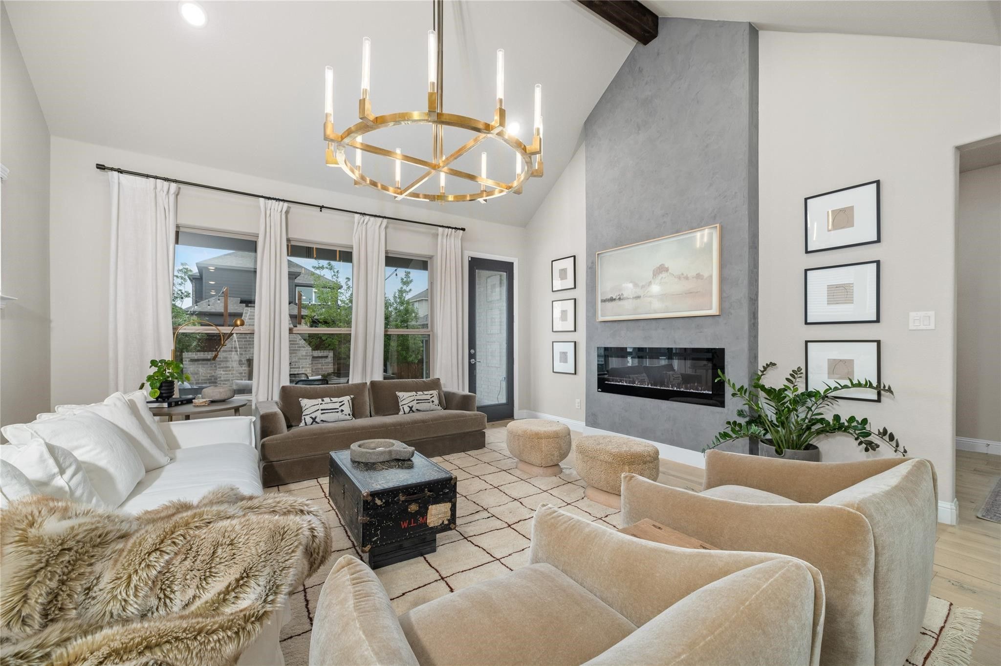 2262 Poppyvine Road
