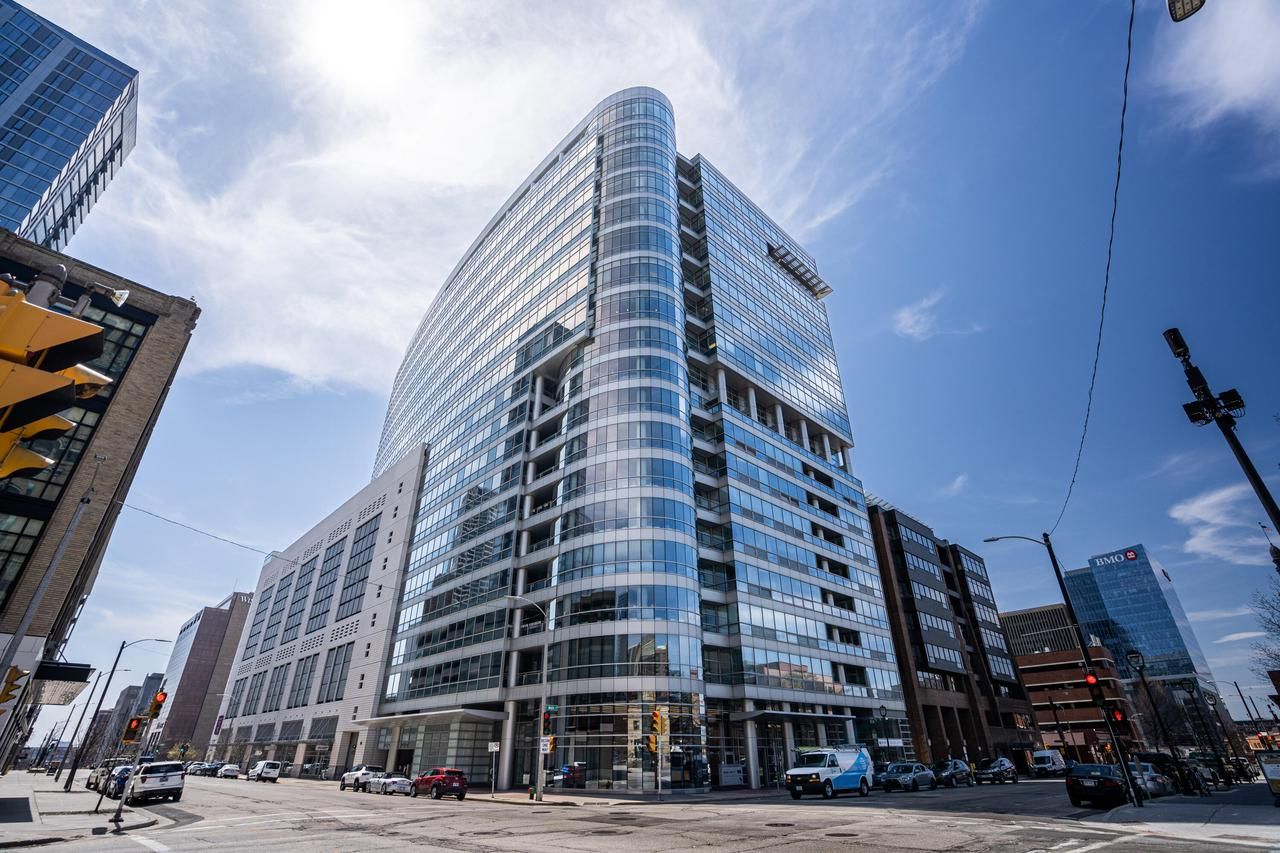 545 E Wells Street 303
