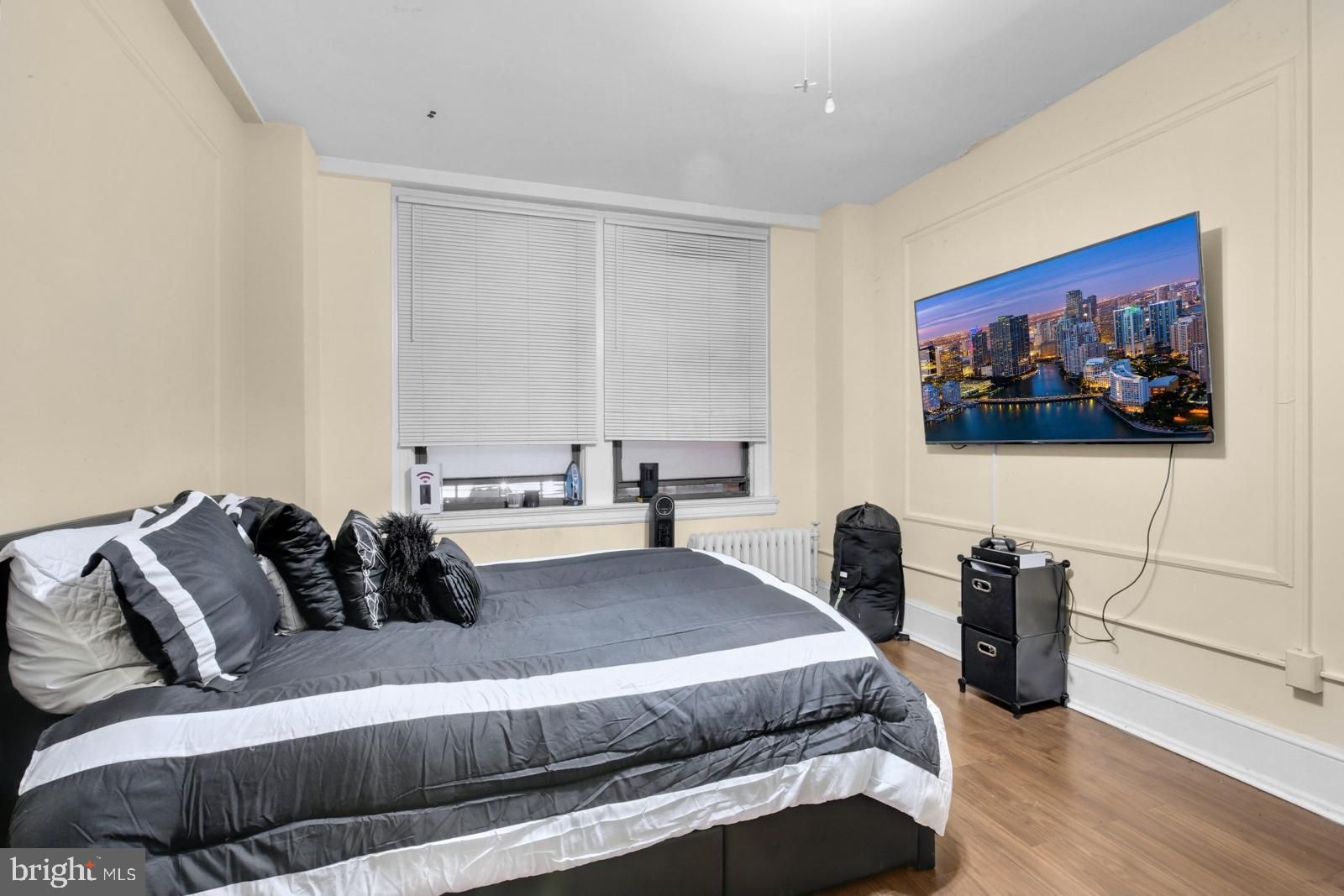 1324 Locust Street 420