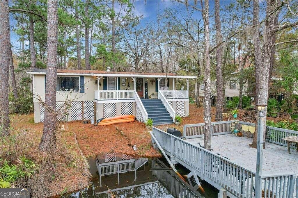 4260 3r Fish Camp Road