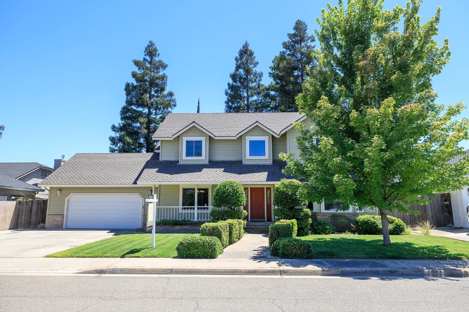 1636 Peacock Drive