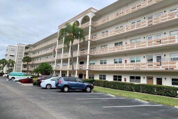 Five Towns Of St Pete St Petersburg Fl Homes For Sale Real Estate Neighborhoods Com