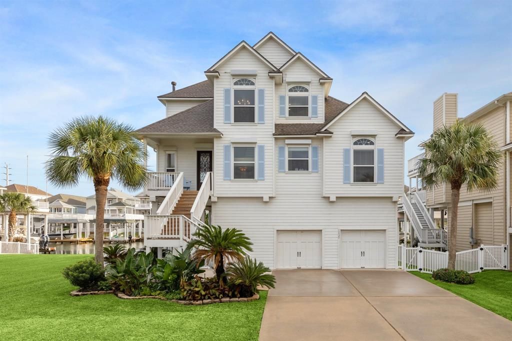13527 Windlass Circle