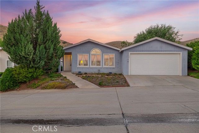 33105 Santiago Road 135