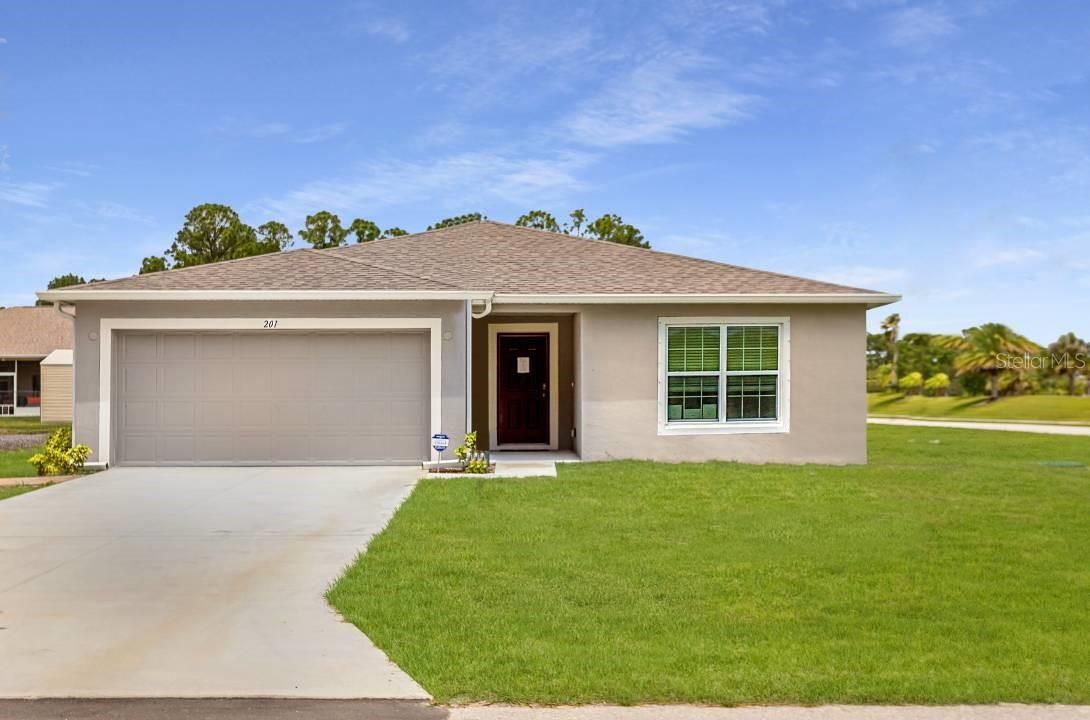 5106 E Lambert Lane