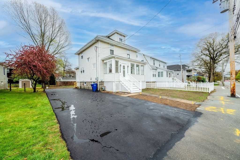 112 Cleveland Ave
