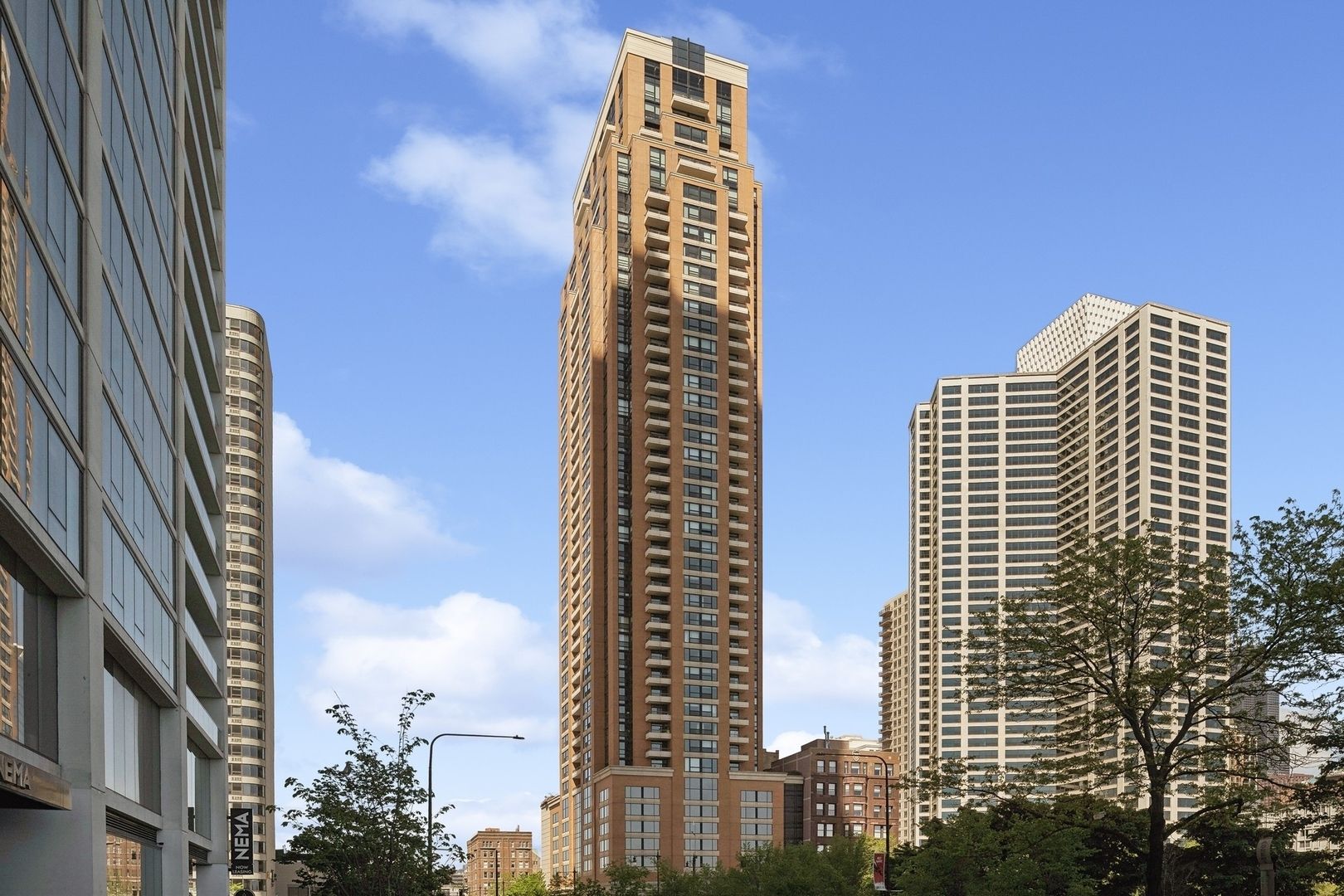 1160 S Michigan Avenue 1802