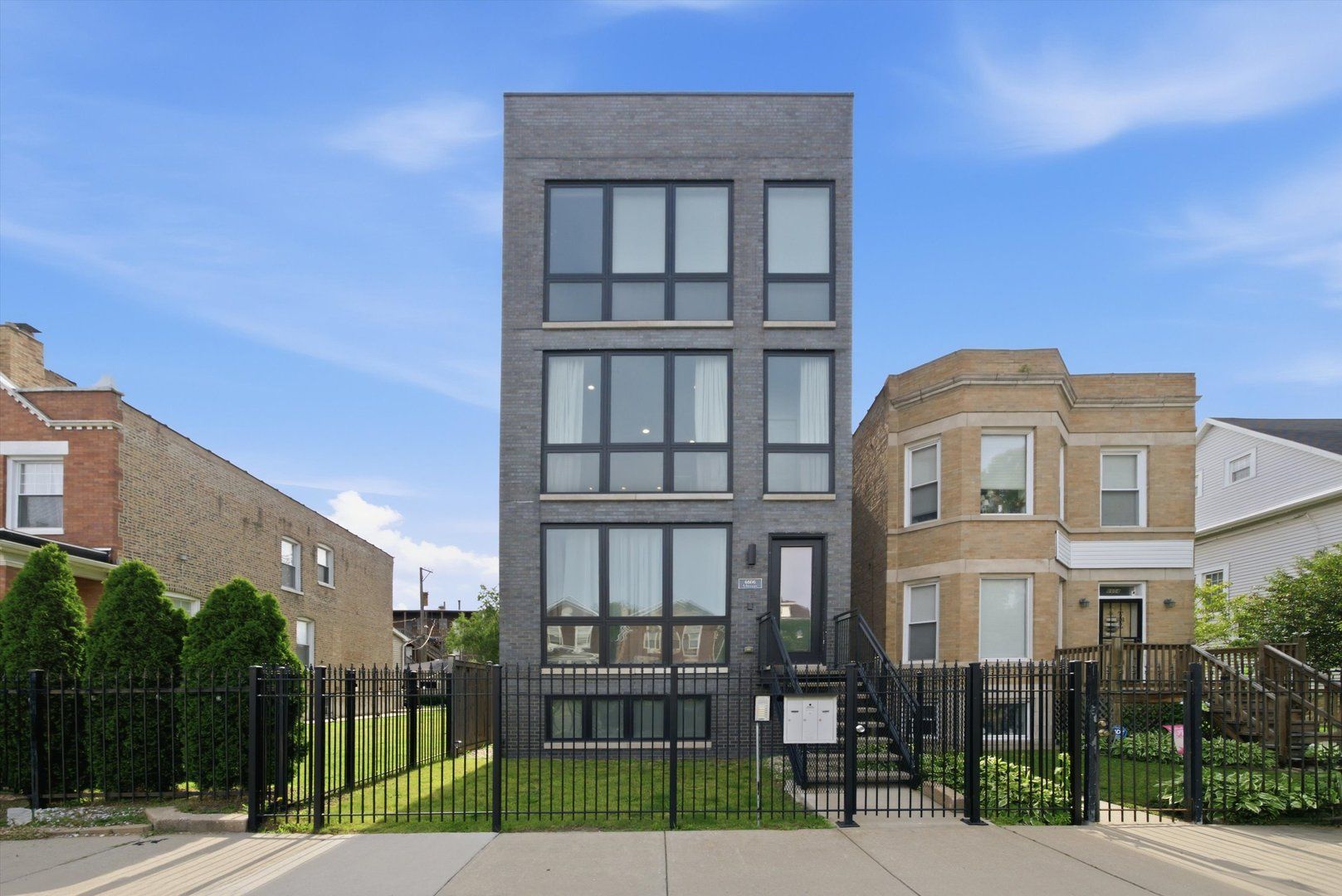 6606 S University Avenue 2