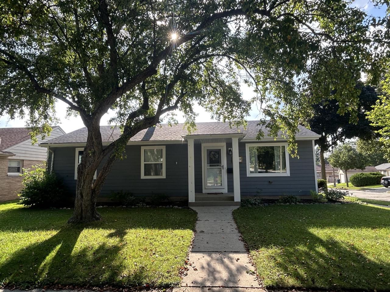 3279 North 95th Street