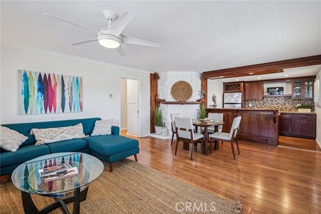 644 Manhattan Beach 10