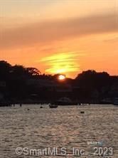 379 Whitfield Street AN236