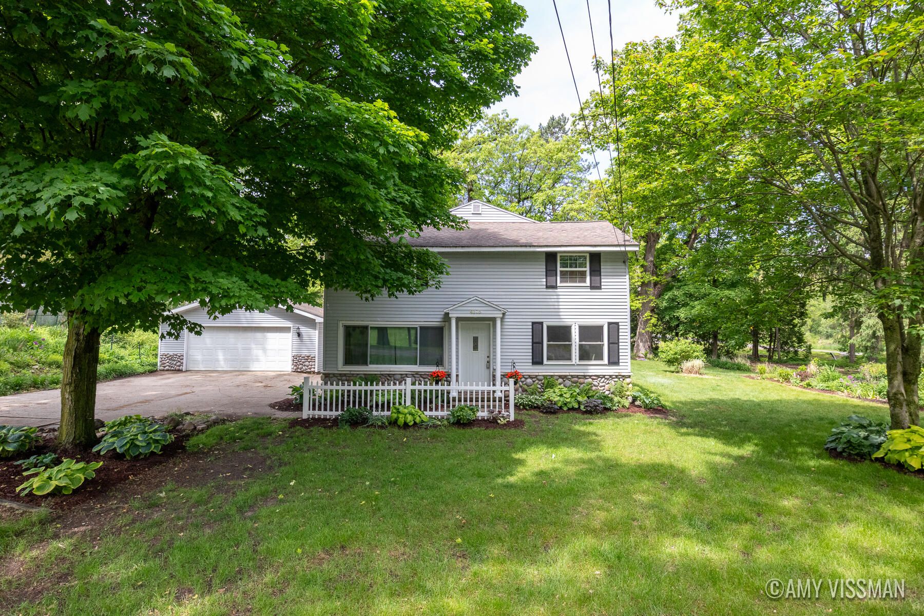4175 Huntington Avenue Ne