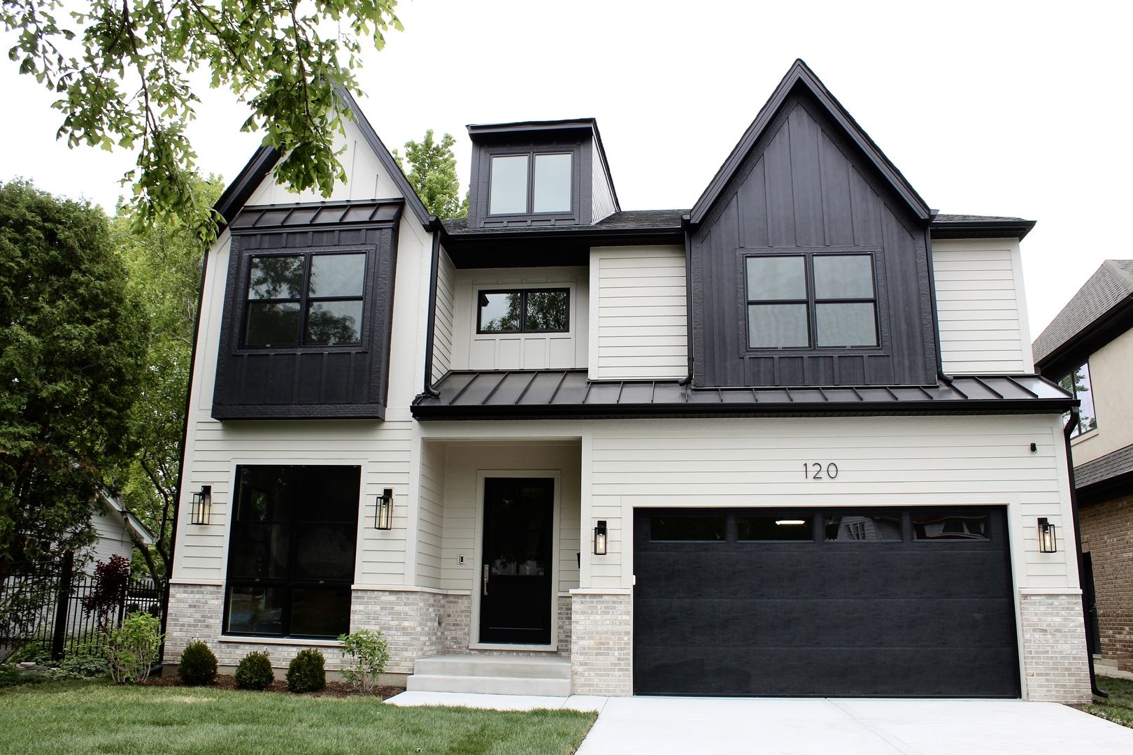 120 N Walnut Street