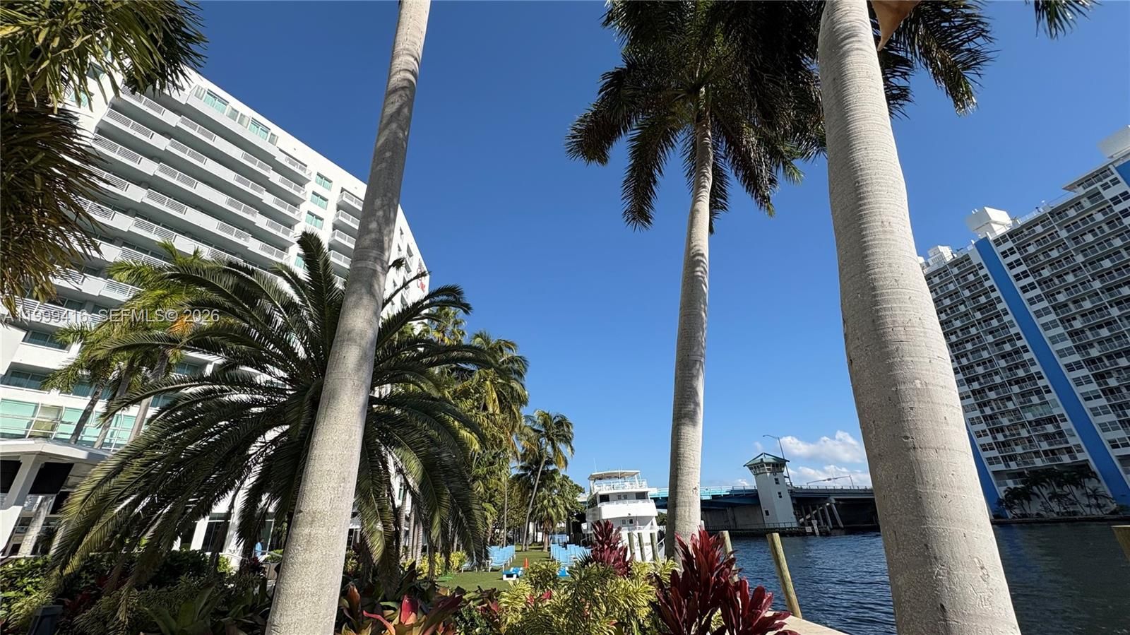 2670 E Sunrise Boulevard 309